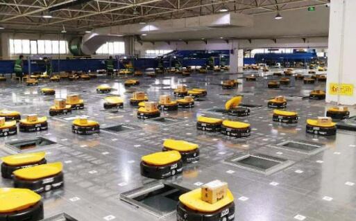 如何按场景选择仓储机器人？