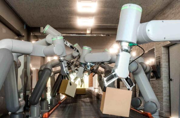 协作机器人在仓库中如何应用？