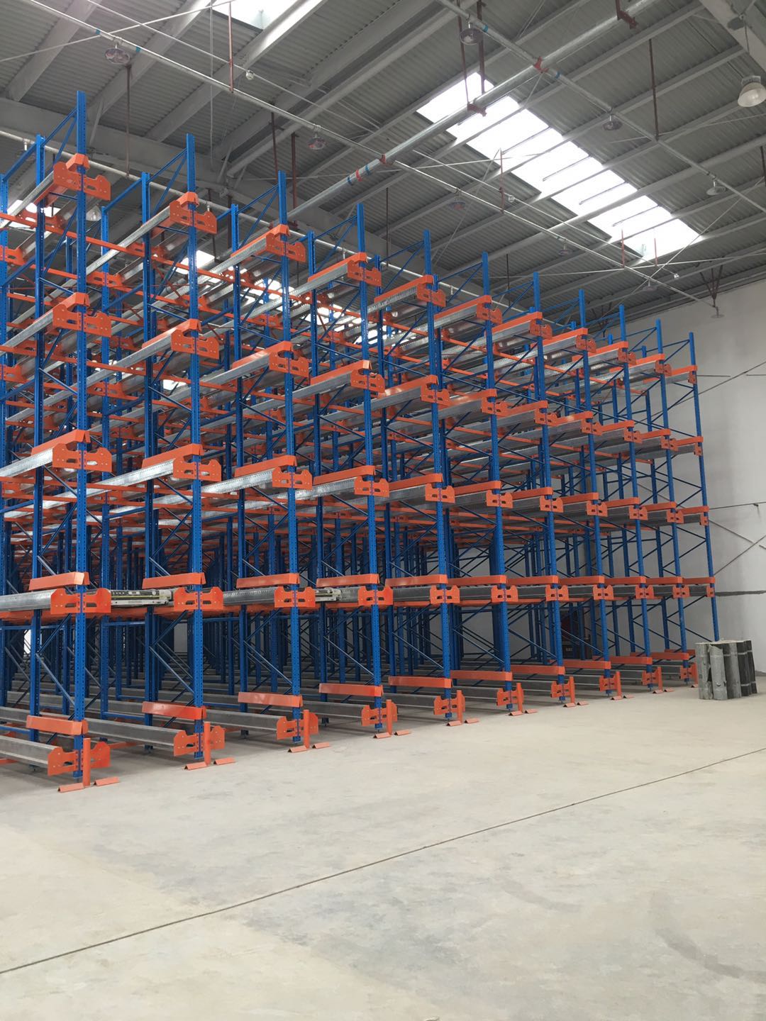 密集性货架存取解决方案