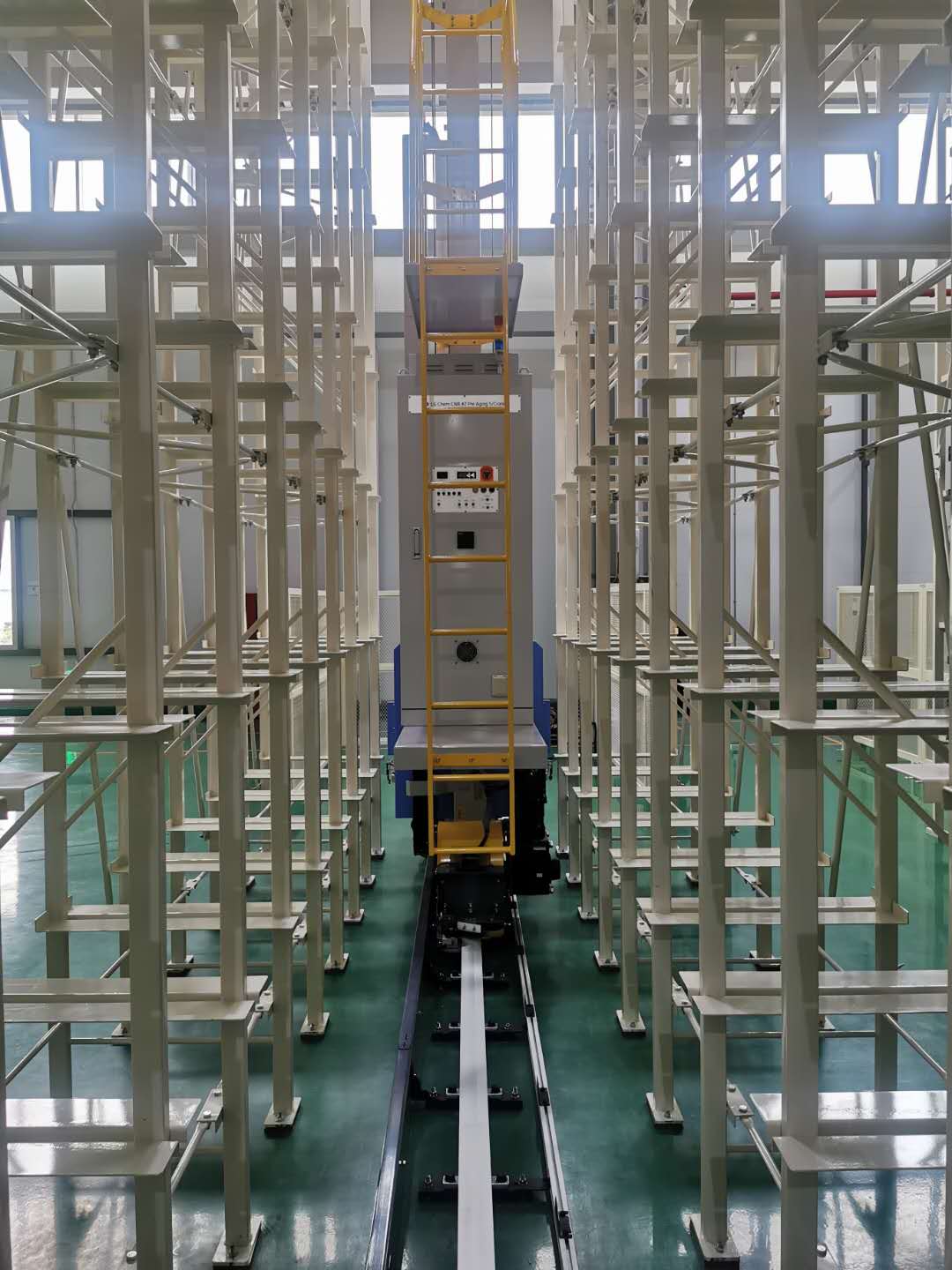 传统的普通仓库引入堆垛机，可行吗？